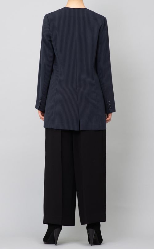 Vネックストライププルオーバー