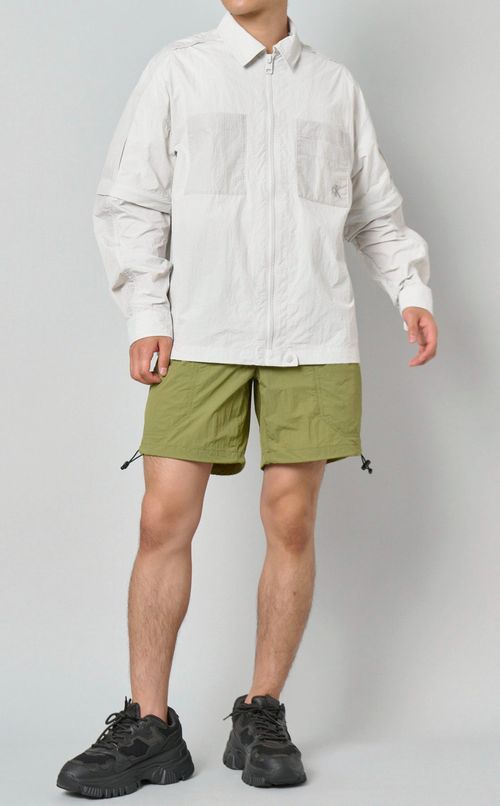 デタッチャブルユーティリティシャツ