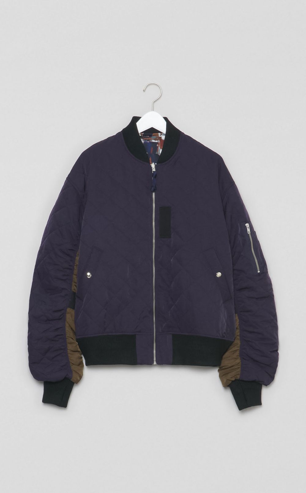 キルティングボンバージャケット