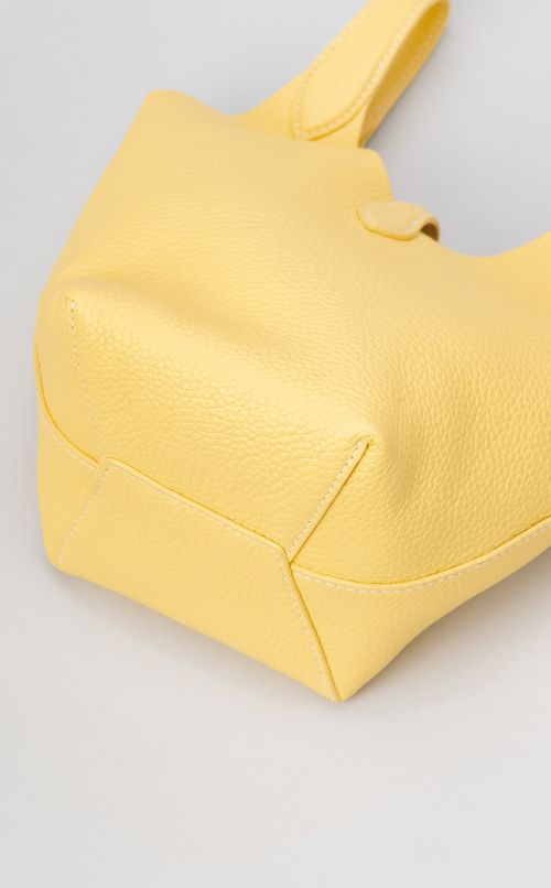 クロスボディスモールバッグ