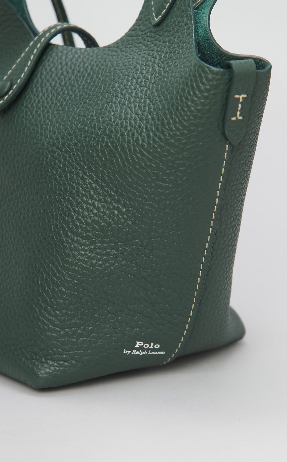 クロスボディスモールバッグ