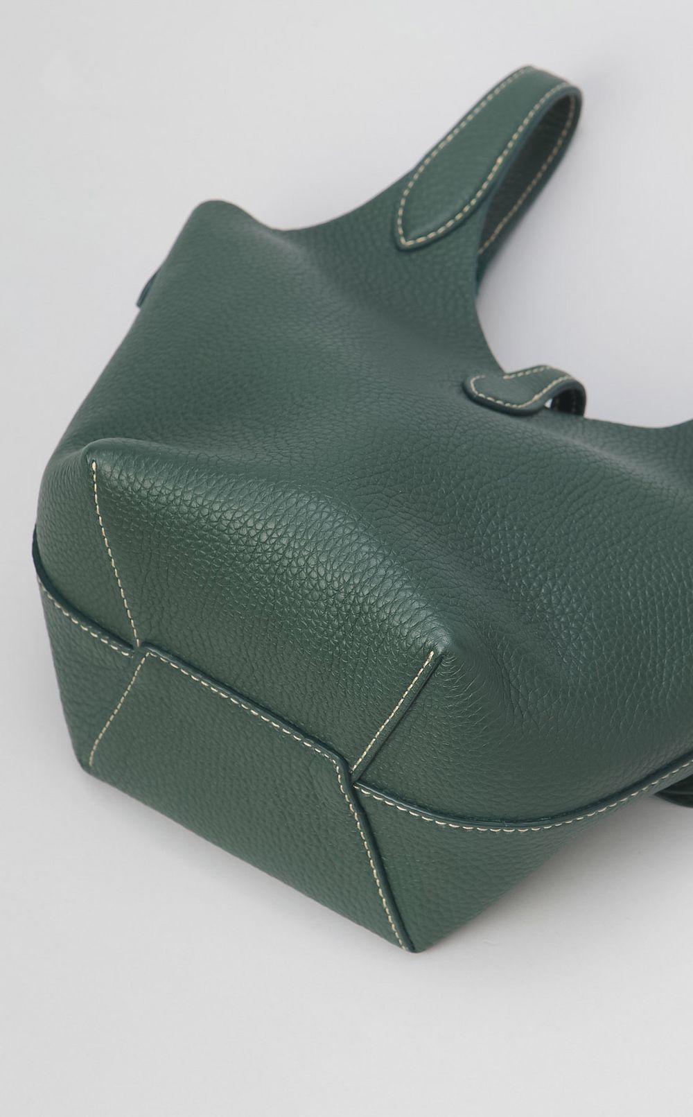 クロスボディスモールバッグ