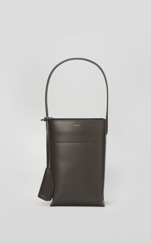 レザーワンショルダーバッグ