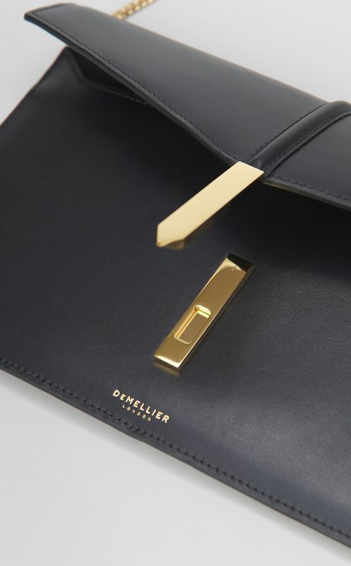 The Tokyo クラッチバッグ