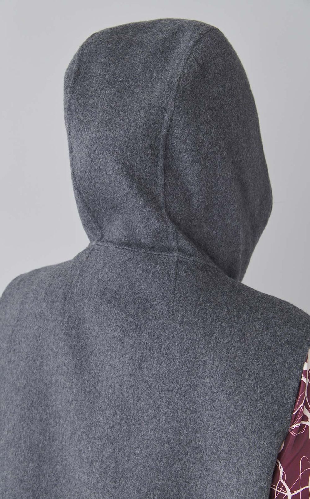 フーディージップベスト