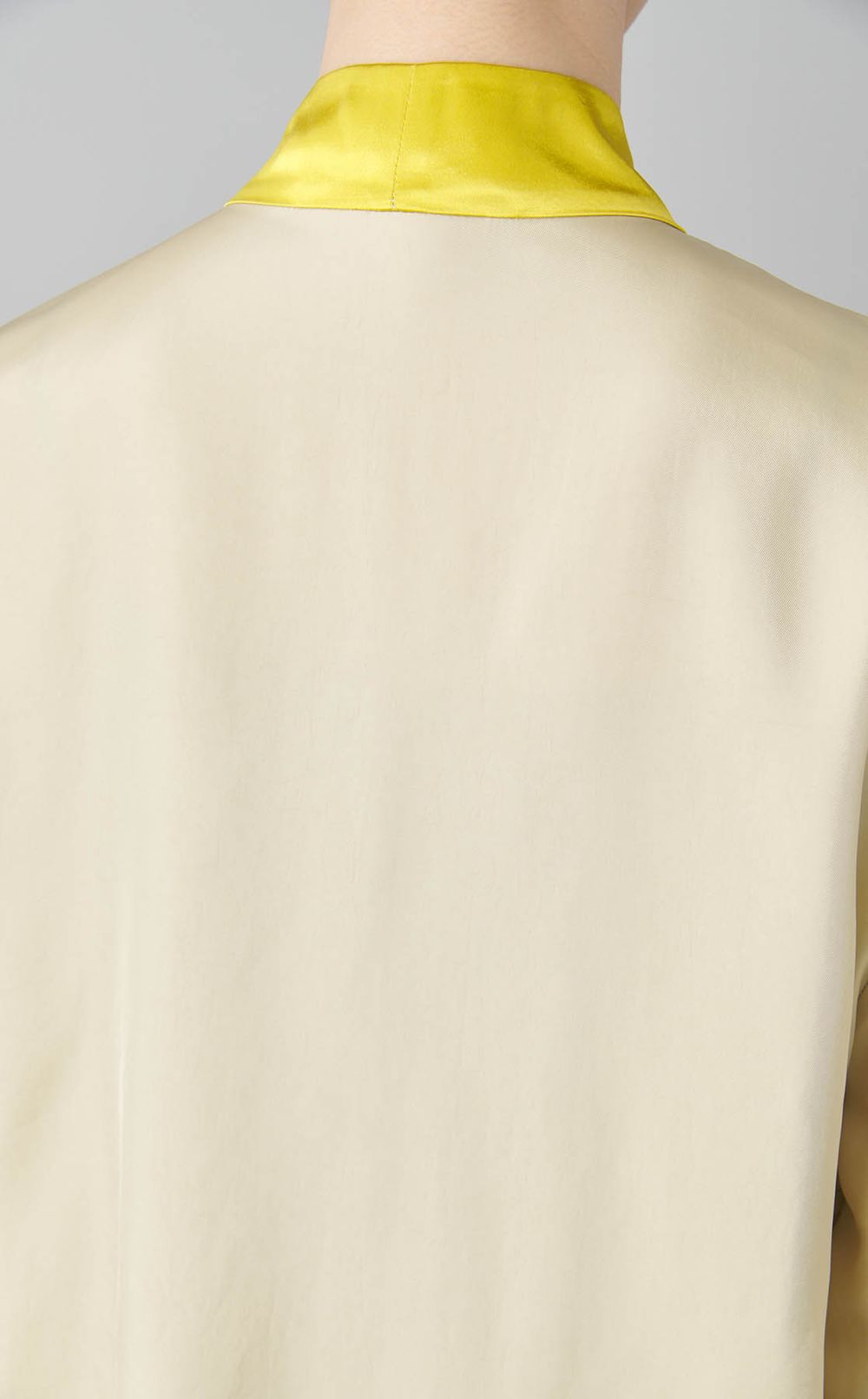 バイカラーボウタイブラウス