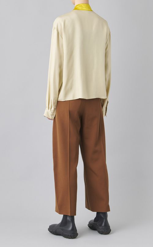 センタープレスストレートパンツ