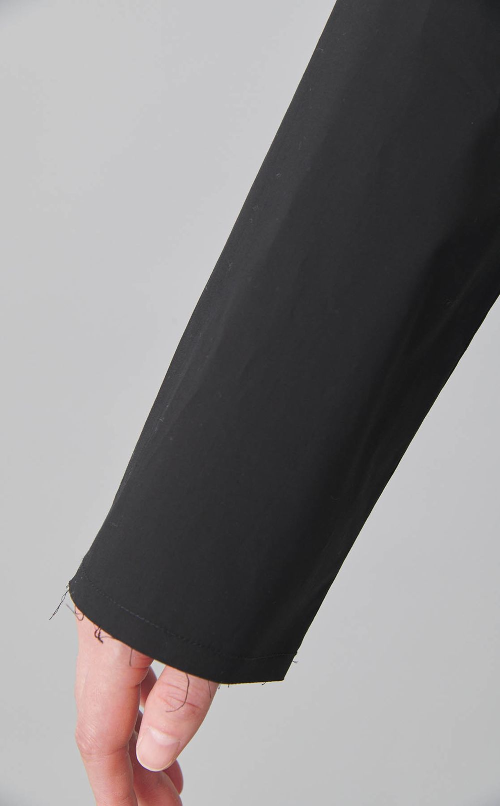 コットンポプリンワイドネックシャツ