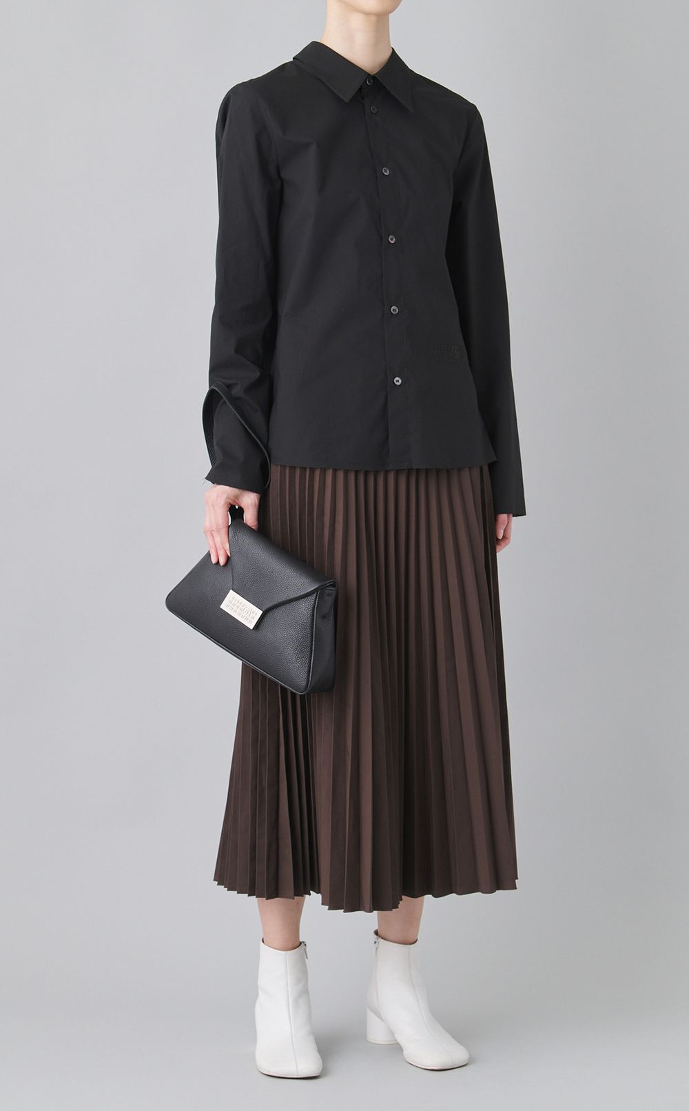 NUMERICロゴプレート