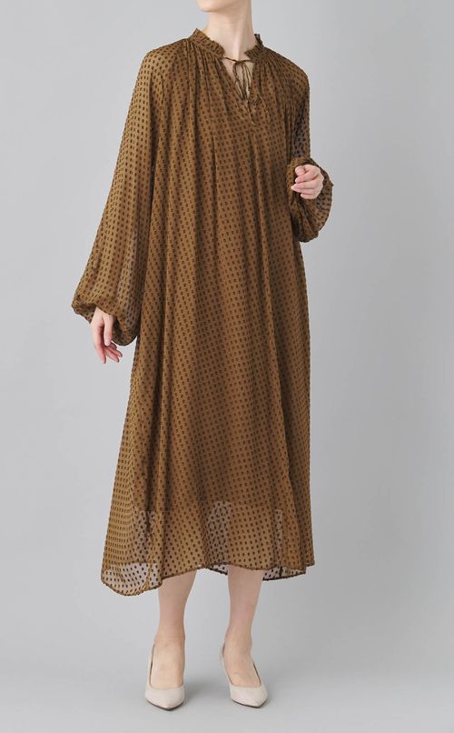 シルク混ドットギャザーワンピース
