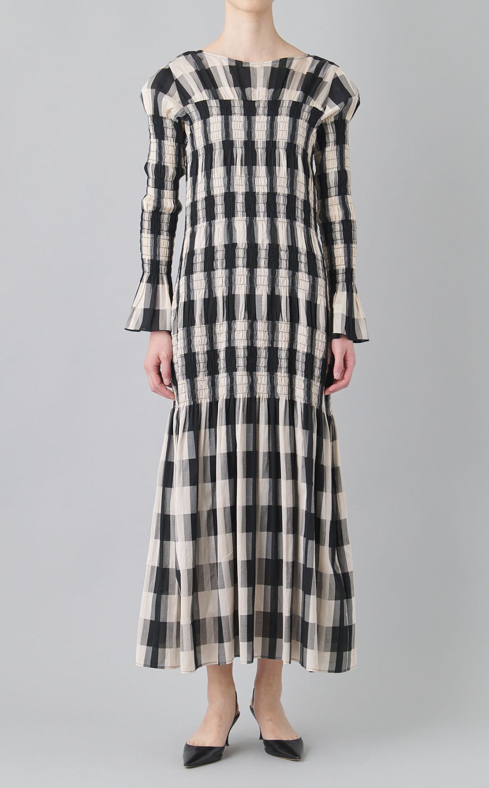 シャーリングロングワンピース