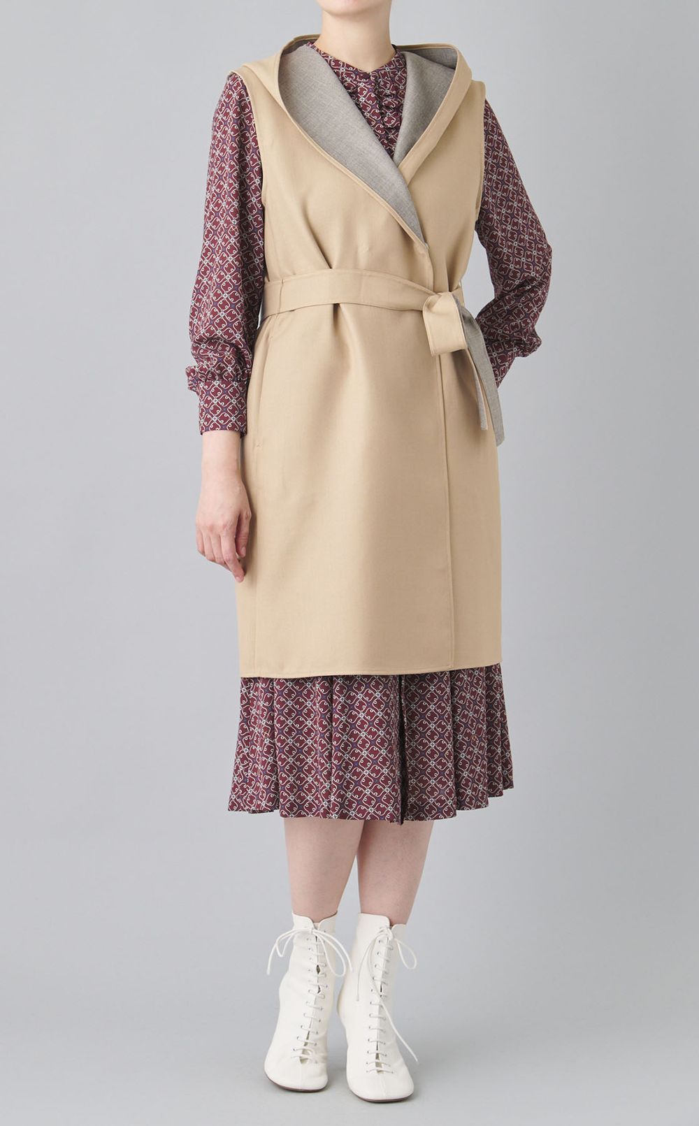 ダブルフェイスフーデットジレ