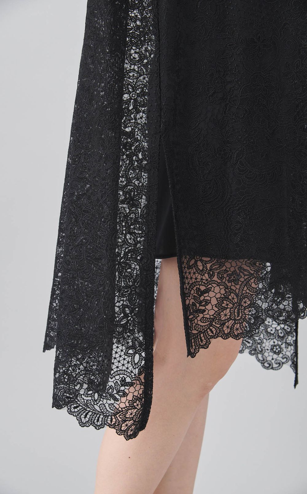 フロントフリルレースワンピース