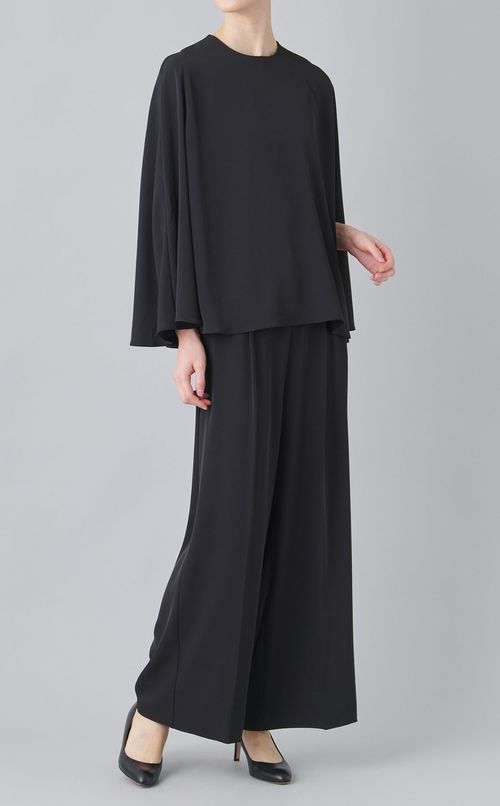 ケープパンツセットアップ