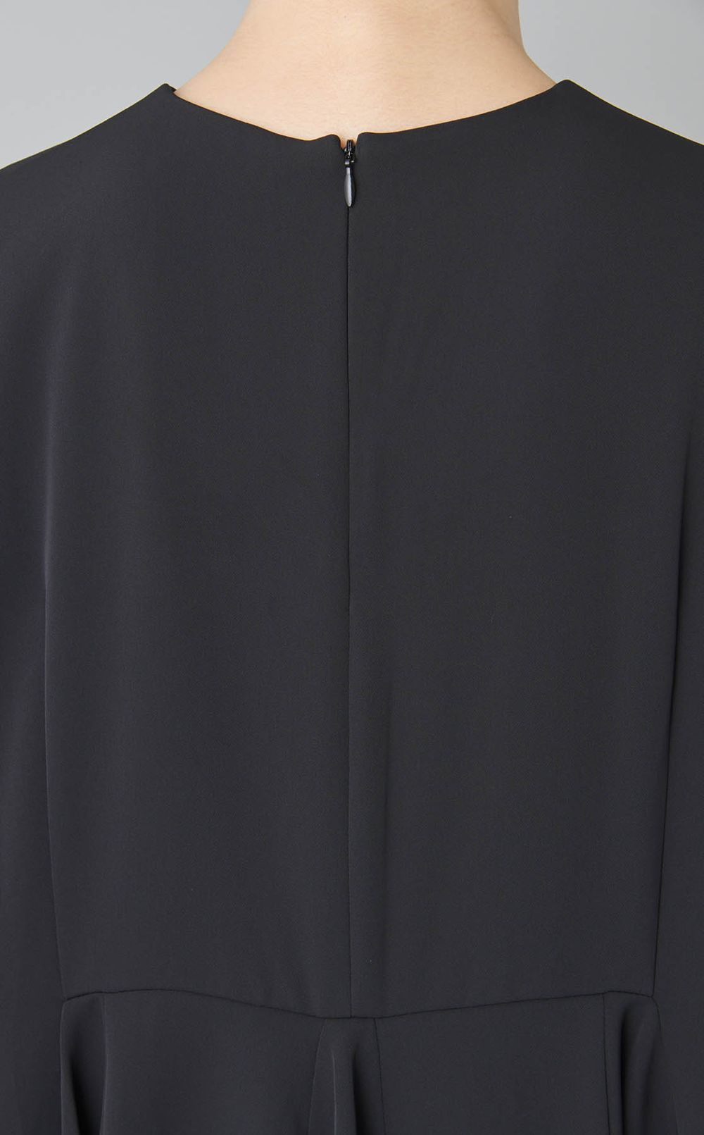 ケープパンツセットアップ