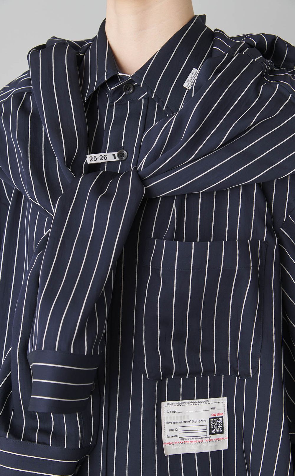 ショールレイヤードストライプシャツ