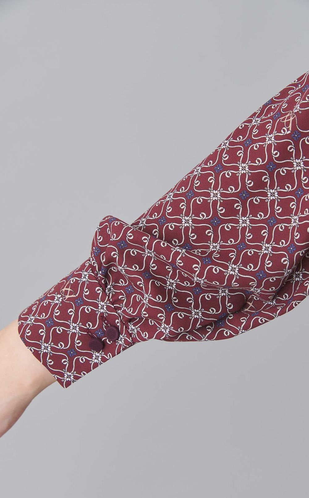 メダリオンプリントシャツワンピース