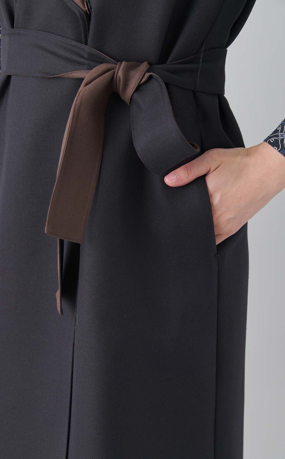 ダブルフェイスフーデットジレ