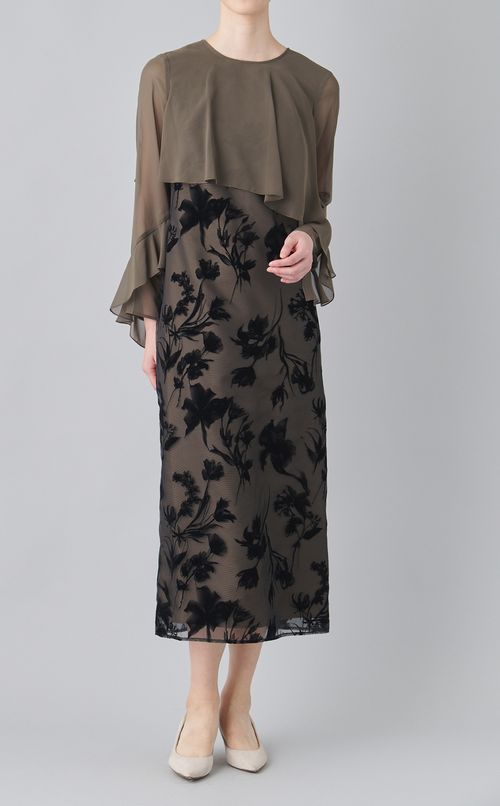 フレアスリーブフラワー柄ワンピース