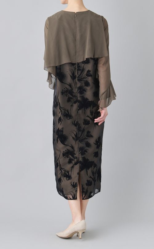 フレアスリーブフラワー柄ワンピース