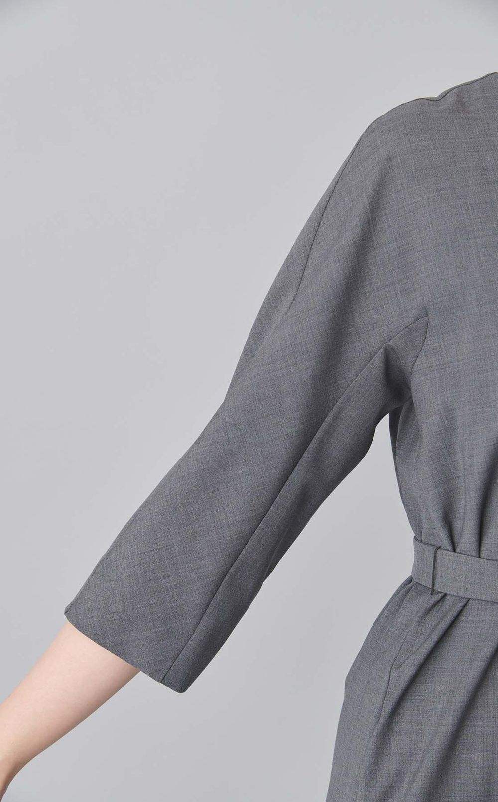 ウールVネックロングワンピース