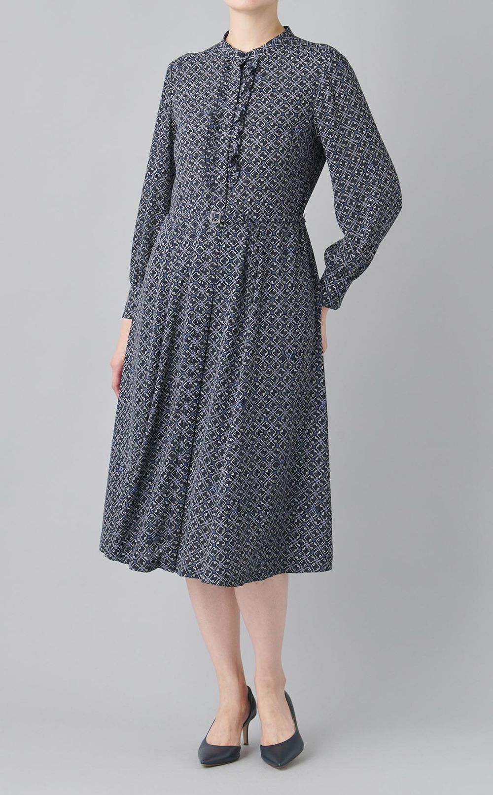 メダリオンプリントシャツワンピース