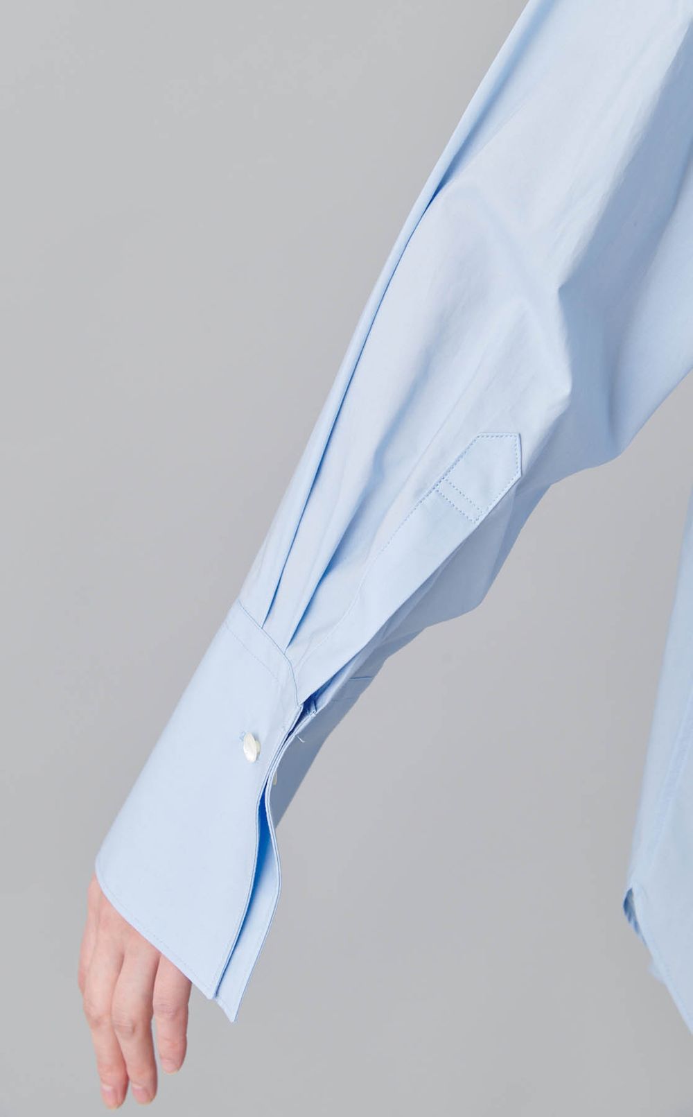 コットンロゴステッチバンドカラーシャツ