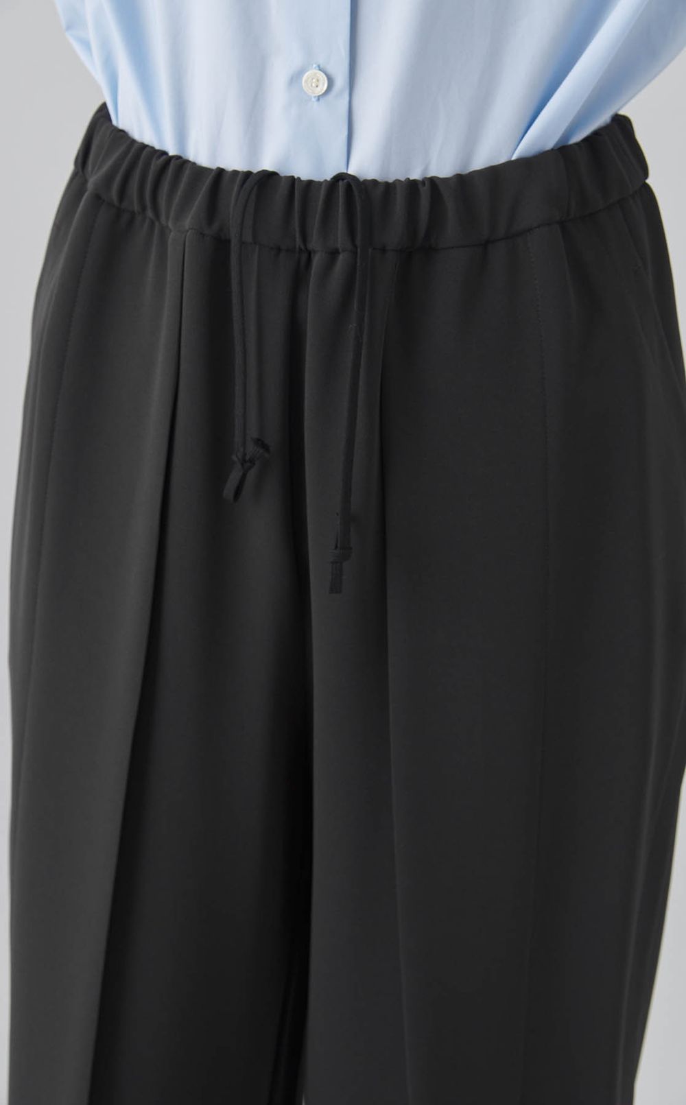 ダブルジョーゼットウェーブ切替パンツ