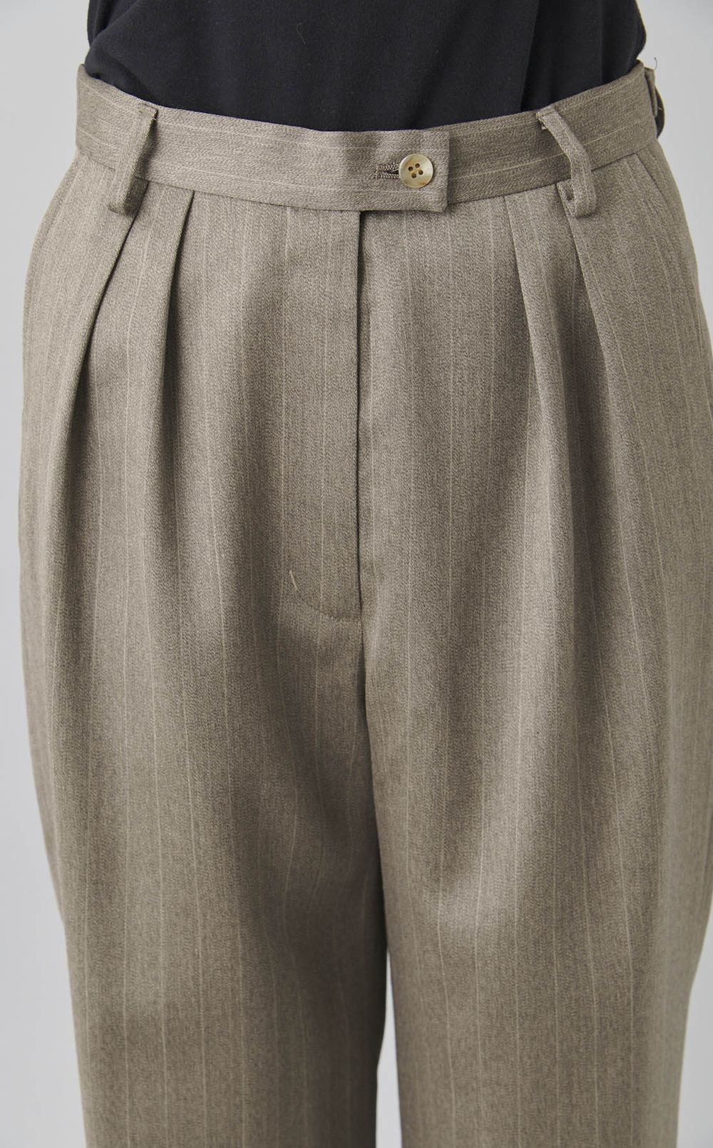 ダブルタックワイドトラウザー