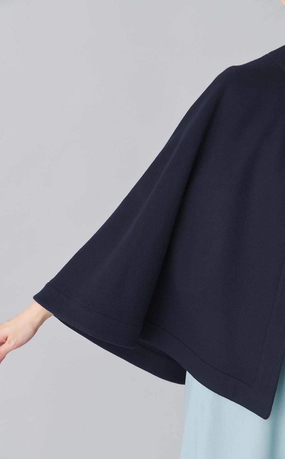 アシンメトリーマントコート