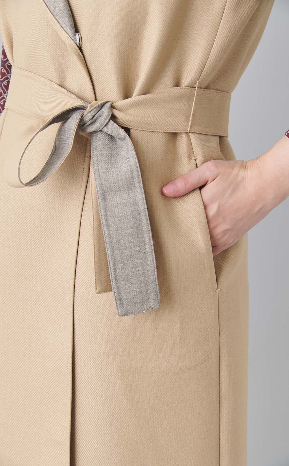 ダブルフェイスフーデットジレ