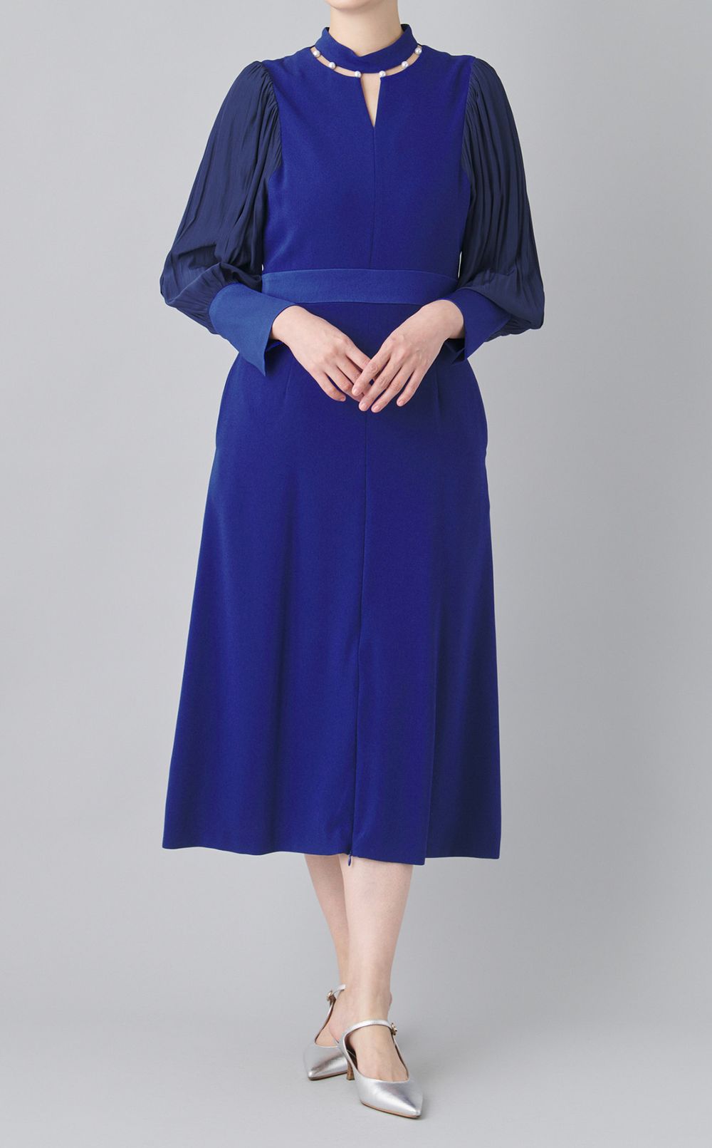 2wayネックパール付ドレス