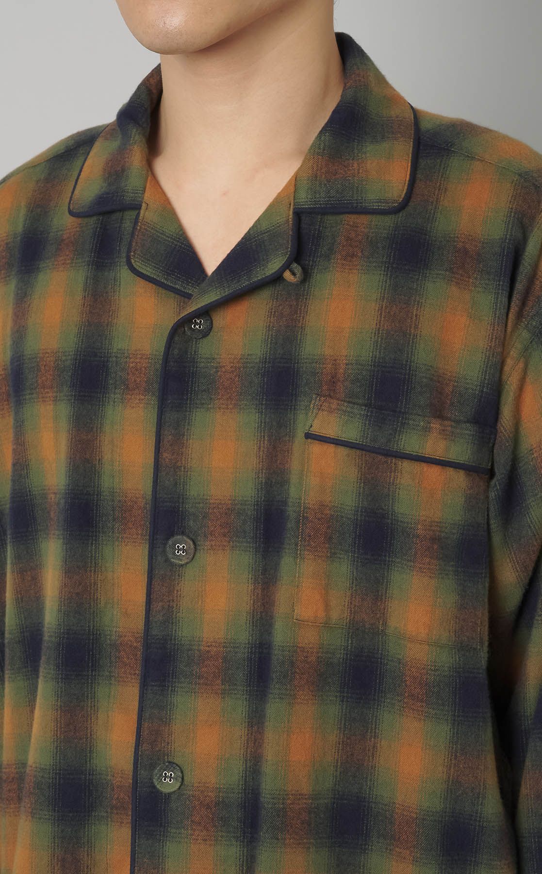 White Mountaineering｜オンブレチェックパジャマシャツ