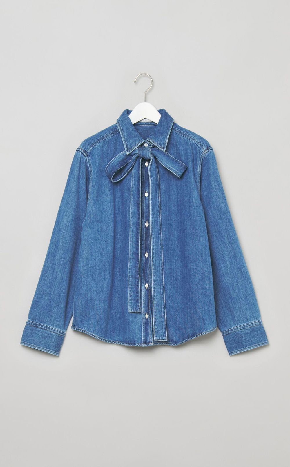 ボウタイ付きシャツカラーデニムシャツ