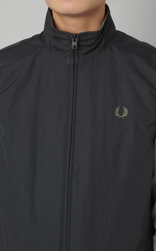 スタンドカラーベスト