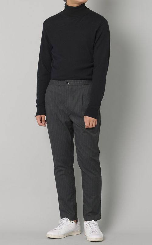 リラックステーパードイージーパンツ