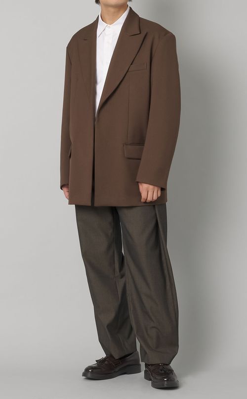 ピークドラペルジャケット