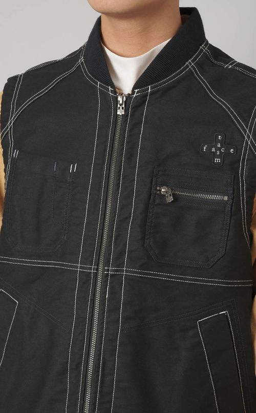 ステッチミリタリーベスト