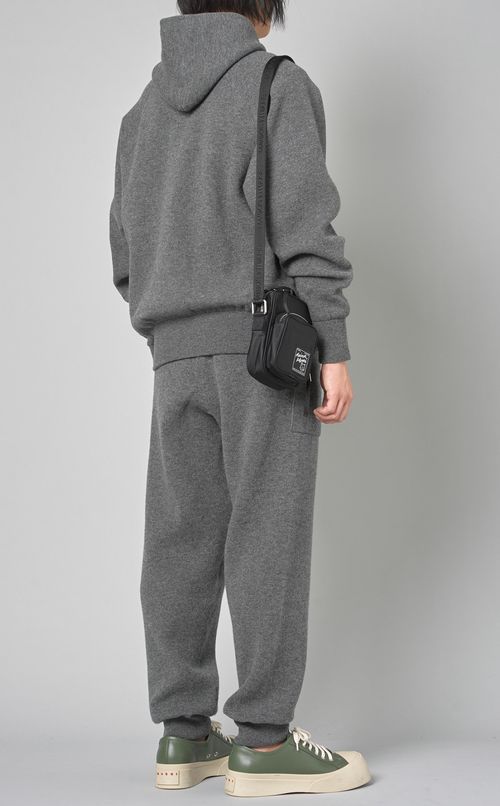 ナイロンクロスボディポーチ