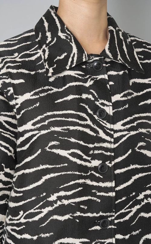 ゼブラジャガードショートジャケッ卜