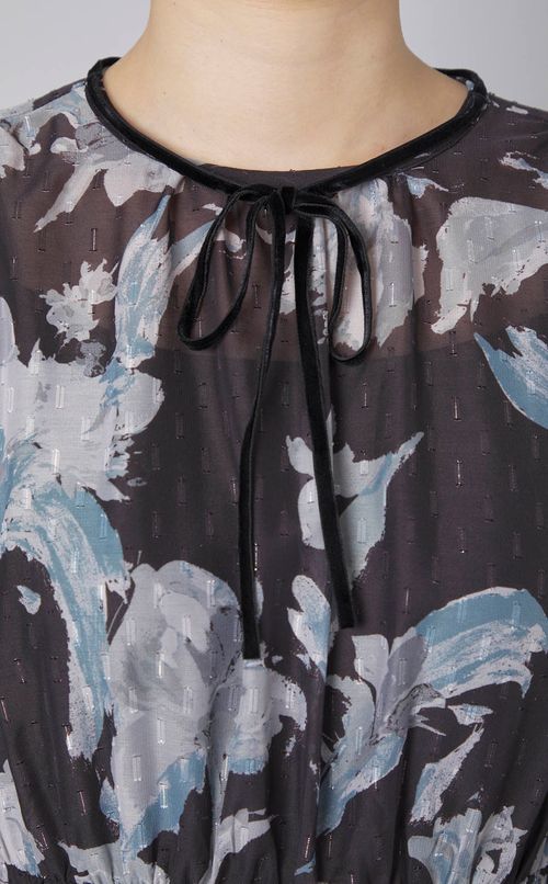 ペイントフラワーワンピース