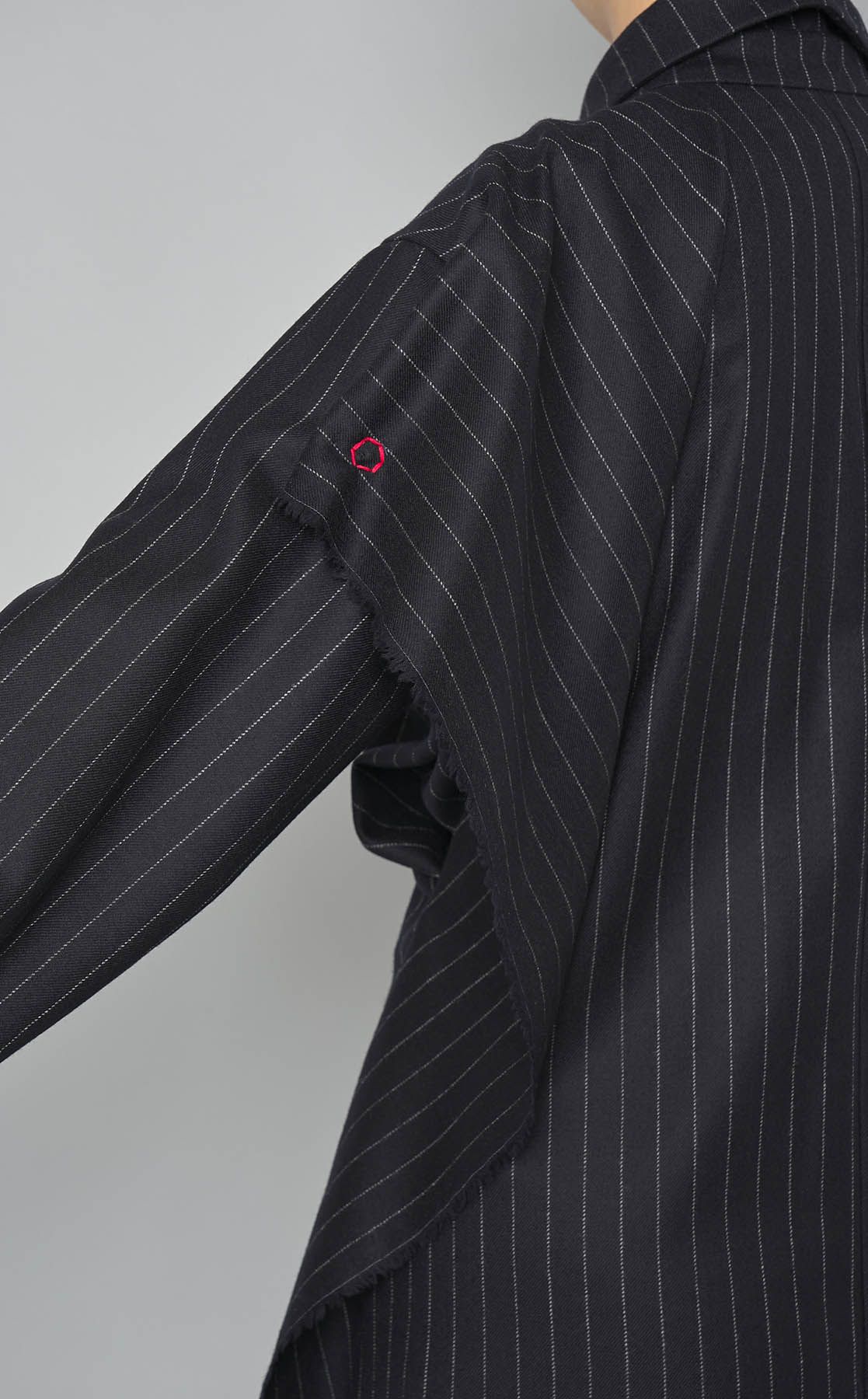 YOHEI OHNO｜ピンストライプデザインスリーブワンピース