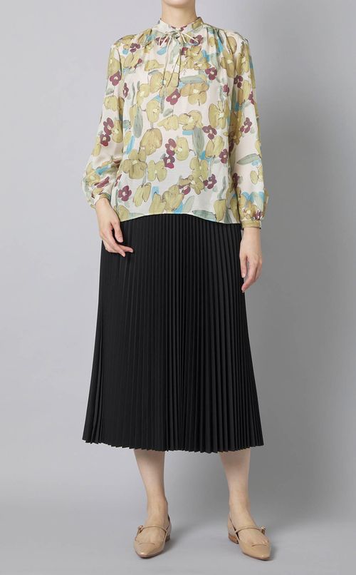 ウールストレッチプリーツスカート