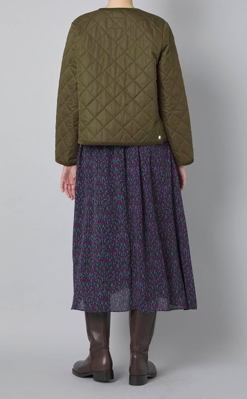 キルティングノーカラーブルゾン