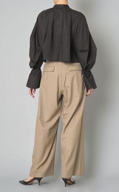 カーブスリーブバンドカラーシャツ