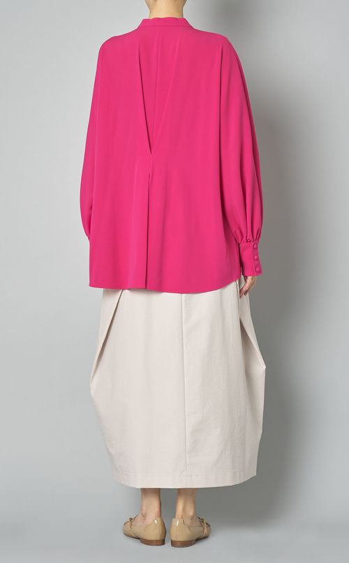 バックサテンジョーゼットブラウス