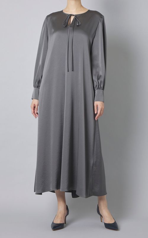 キーネックロングワンピース