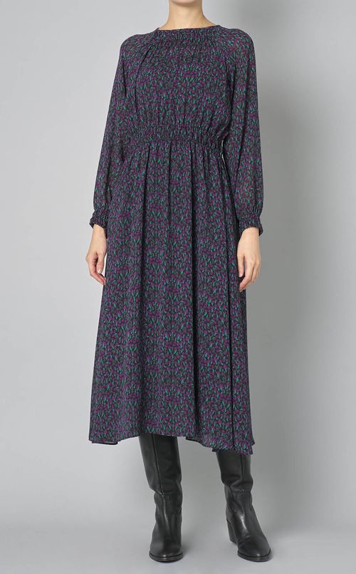 フラワープリントシャーリングワンピース