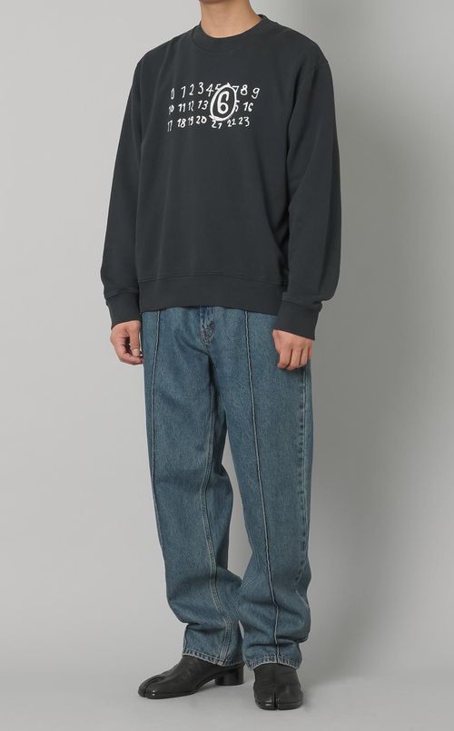 ロゴプリントクルーネックスウェット