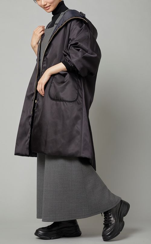 リバーシブルフードダウンコート